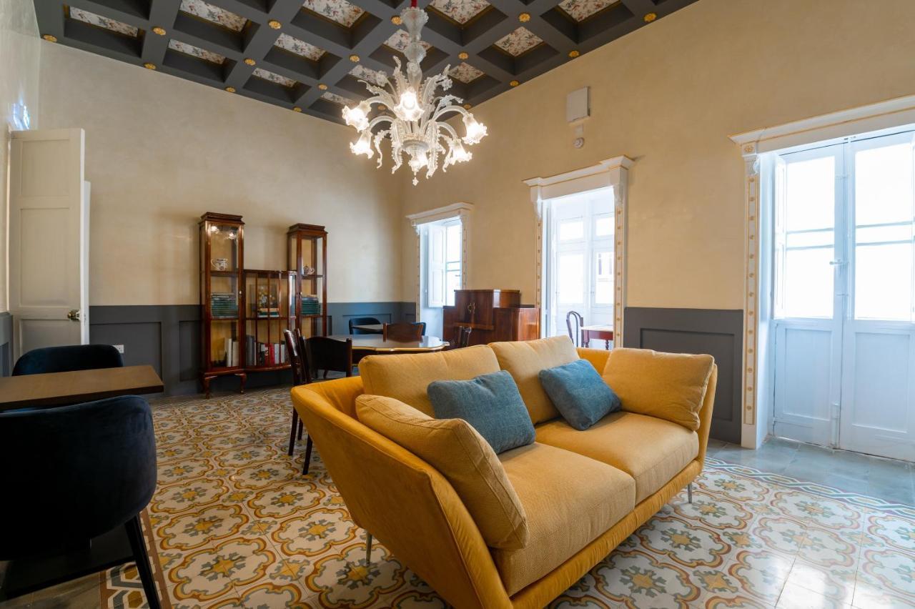Monreal Boutique Townhouse - R024Rm4 Hotel Paola Ngoại thất bức ảnh